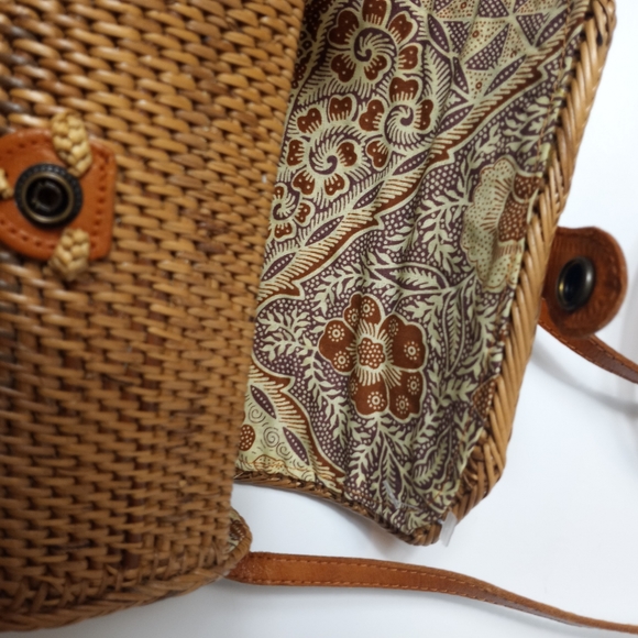 Amerri Ata Aurora Rectangle Bag - Picture 8 of 9